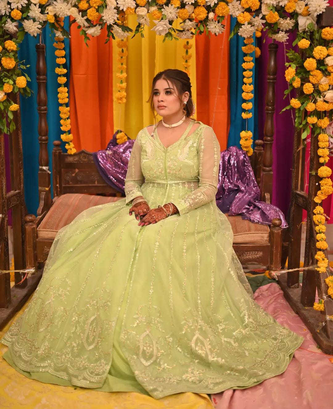 Dilara- Pistachio green